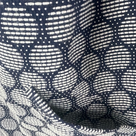 Chico's Blue White Geometric Circles Lightweight Zipper Jacket Size 12 Large - Picture 6 of 12